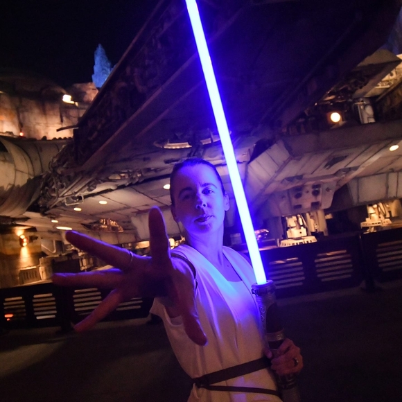 Meet your Posher, Liz - Picture 1 of 1